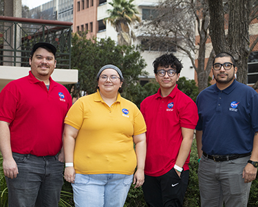 NASA Studnts 2 web.jpg