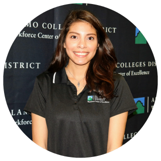 Nina Leyva.png