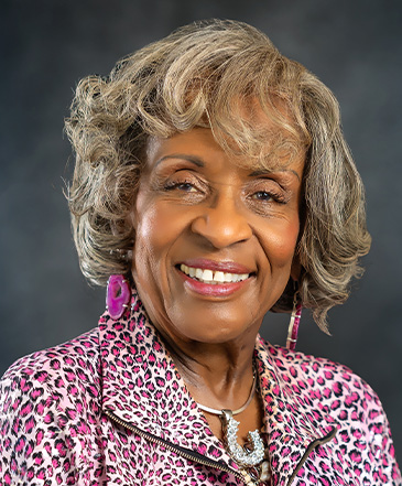 Gloria Ray Headshot